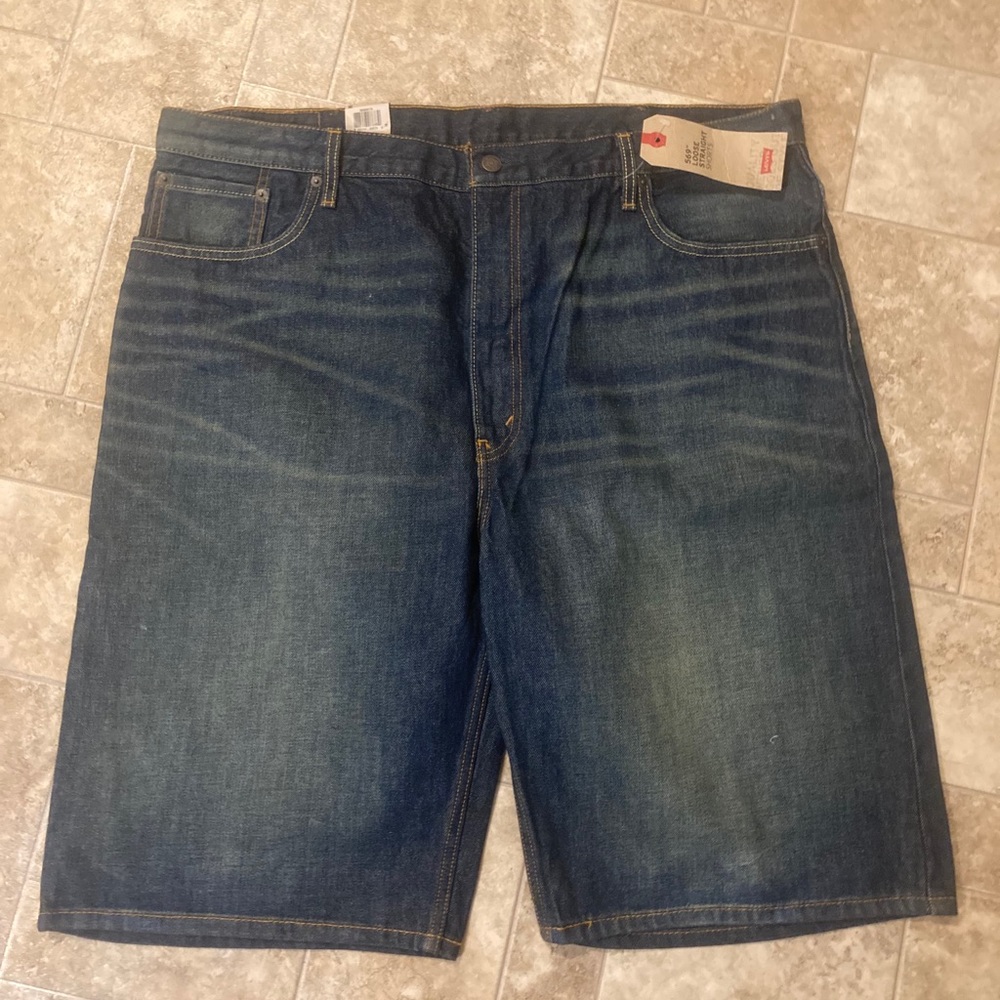 Levi’s 569 loose short waist 42